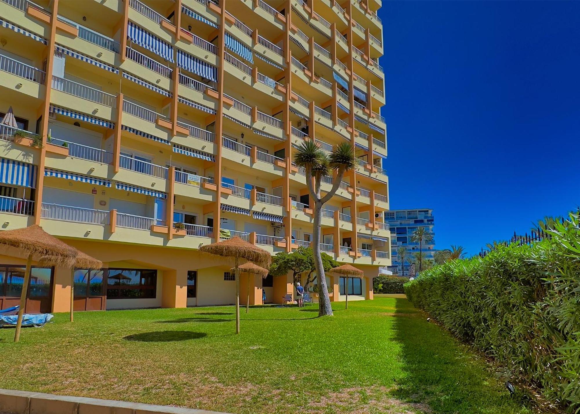 Modern Renovated One Bed In Edificio Apolo Center * Marbella